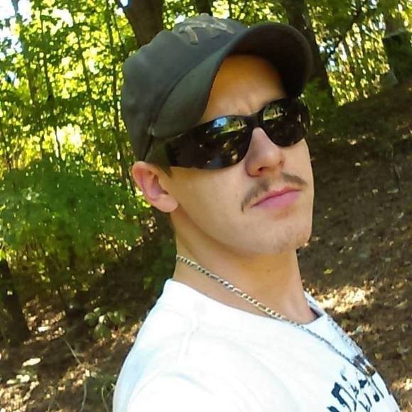 Meet your Posher, Sean - Picture 1 of 1